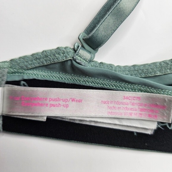 Pink Victoria's Secret wear everywhere push up size 34C - Picture 3 of 7